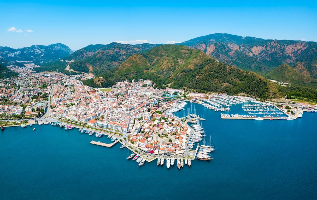 Marmaris, TurquIa: Donde el mar turquesa se encuentra con las verdes colinas de pinos